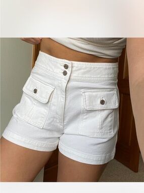 GAP White High-Waist Cargo Pocket Women’s Shorts